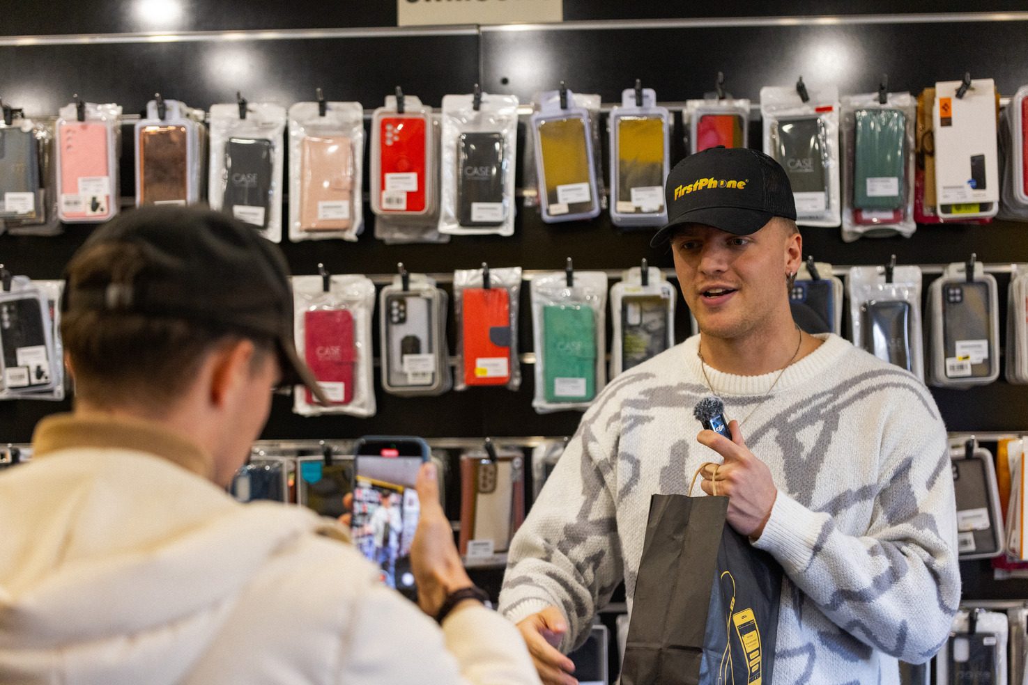 Výherce a tým FirstPhone