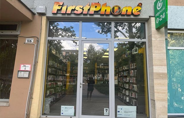 FirstPhone Karcag