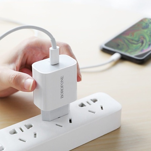 Borofone BA38A PD síťový rychlonabíječka (lightning kabel), max. 18W, bílá