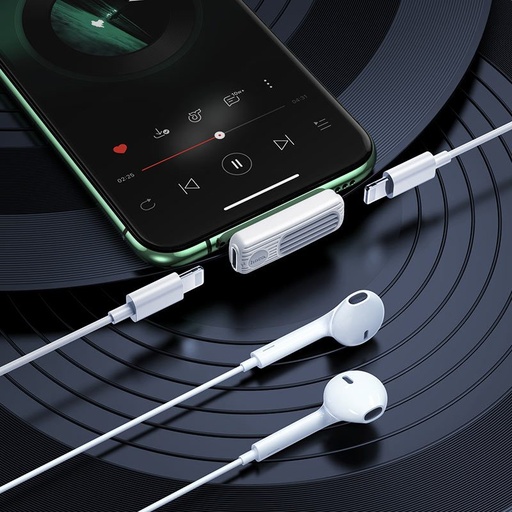 Hoco LS29 lightning rozbočovač (lightning audio+lightning nabíječka port), 2A, bílá